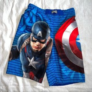 MARVEL Avengers Captain America swim trunks. Boys L.